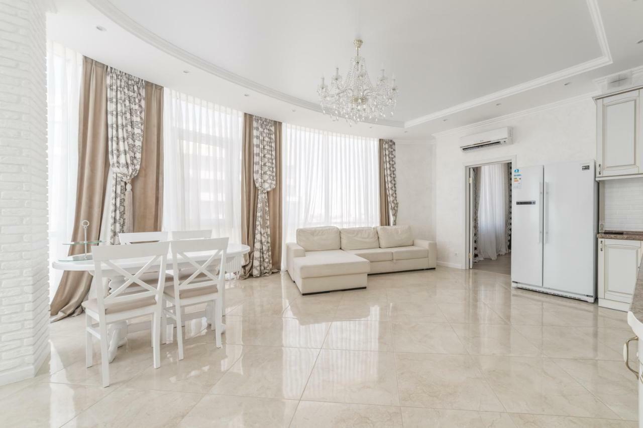 אודסה Vip Level Sea View Apartment מראה חיצוני תמונה